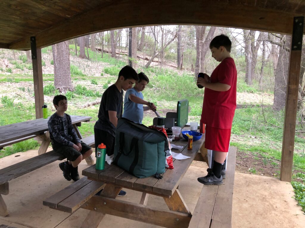 Scouts Learning to Cook 2019